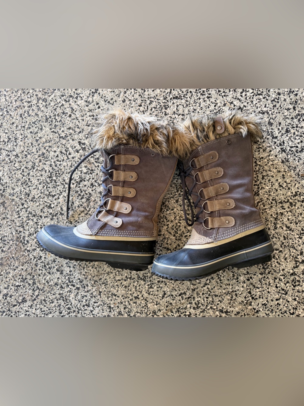 Sorel Brown Faux-Fur Trim Lace-Up Winter Boots excellent condition